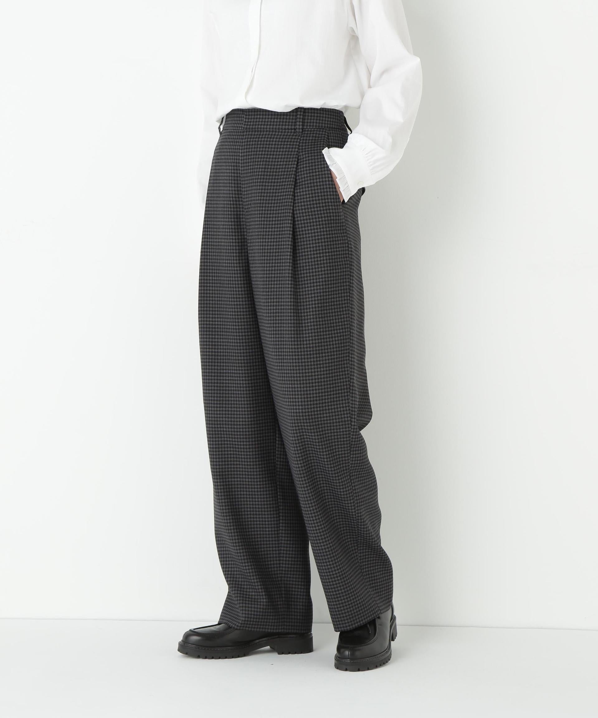先染めチェックタックセミワイドパンツ グレーギンガムチェック3